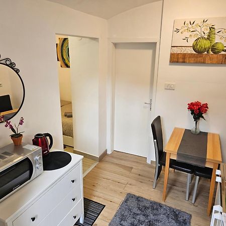 Apartment Maja - Strict Center Of Zagreb Exteriör bild