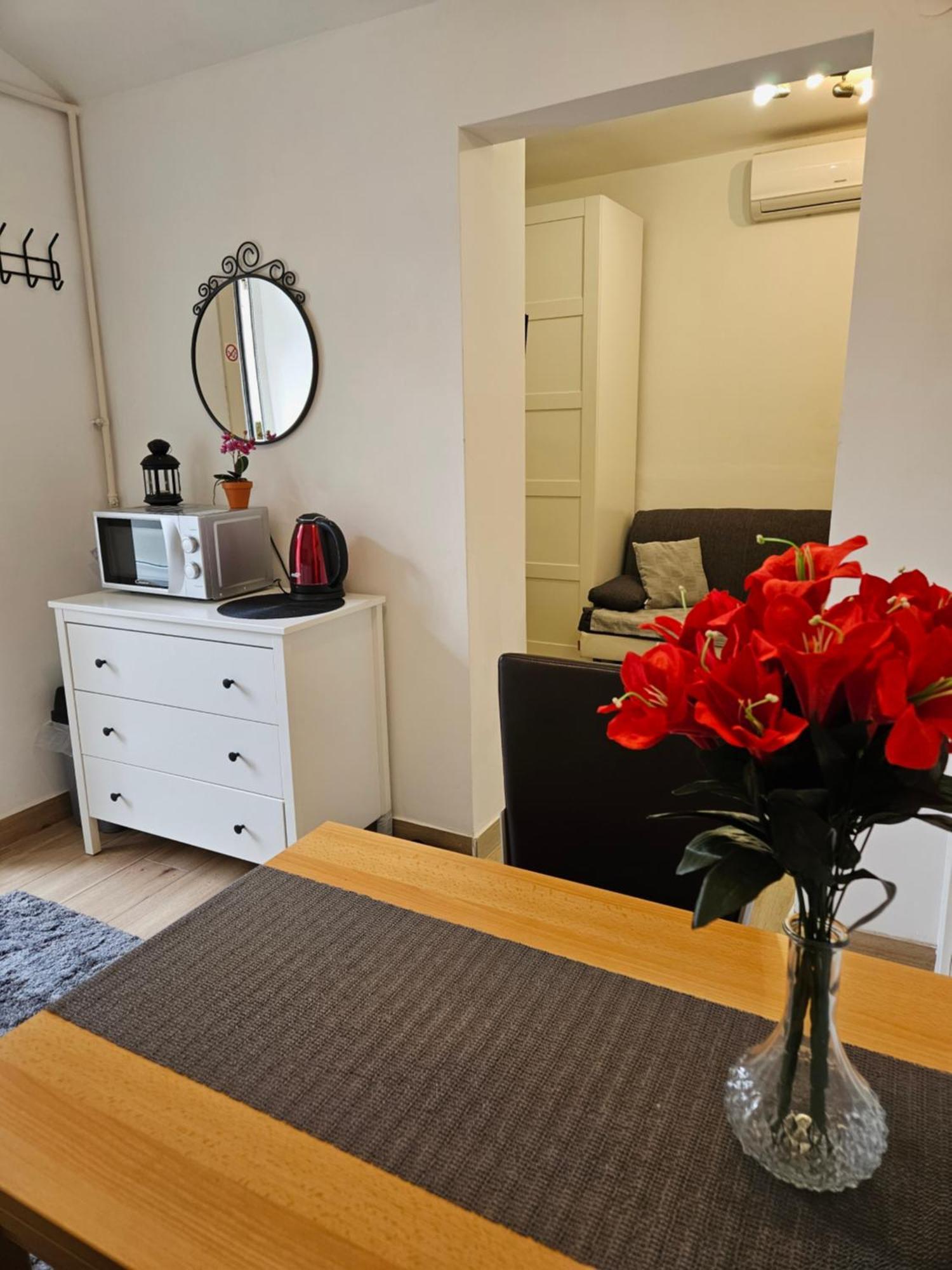 Apartment Maja - Strict Center Of Zagreb Exteriör bild