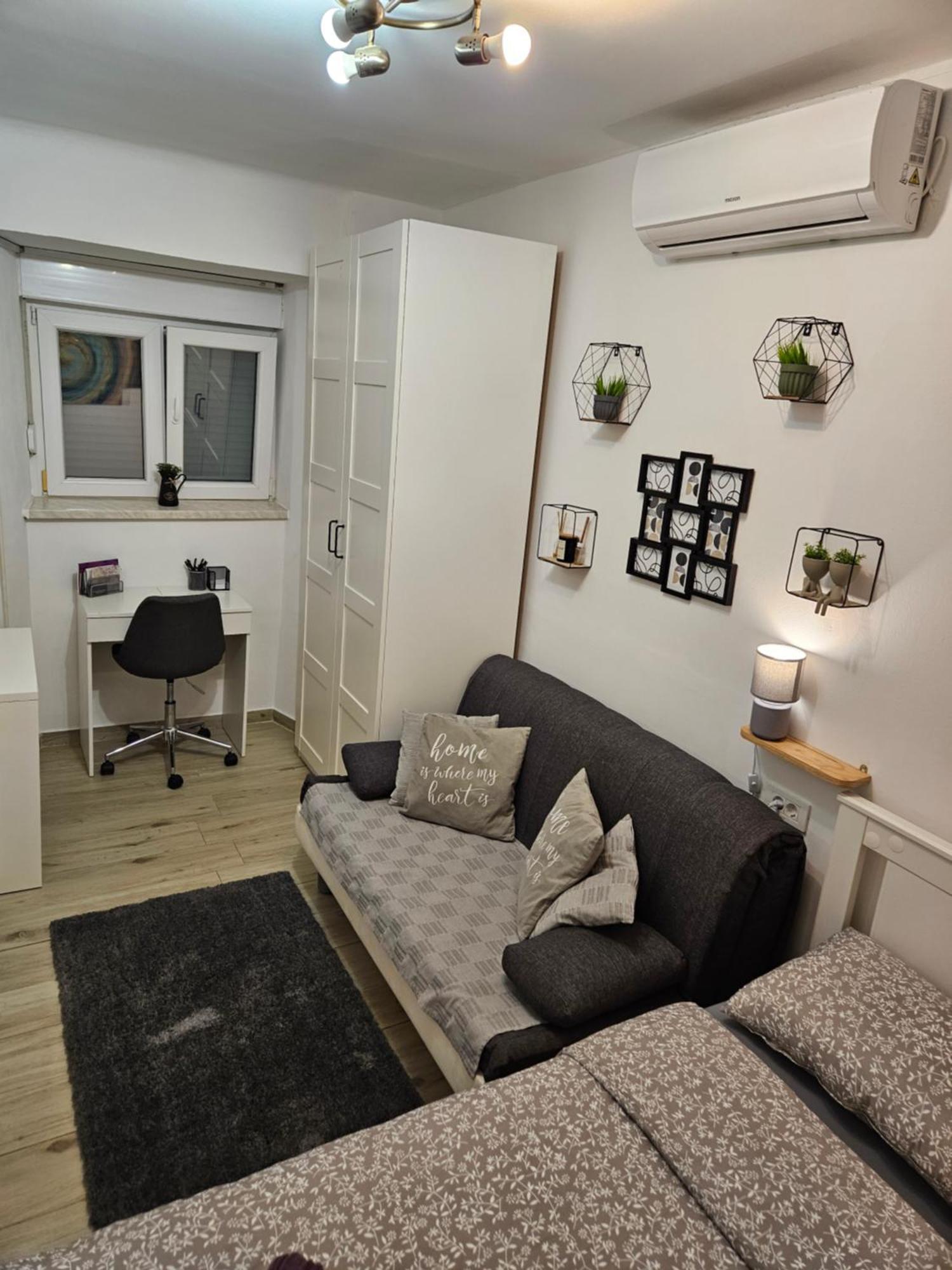Apartment Maja - Strict Center Of Zagreb Exteriör bild