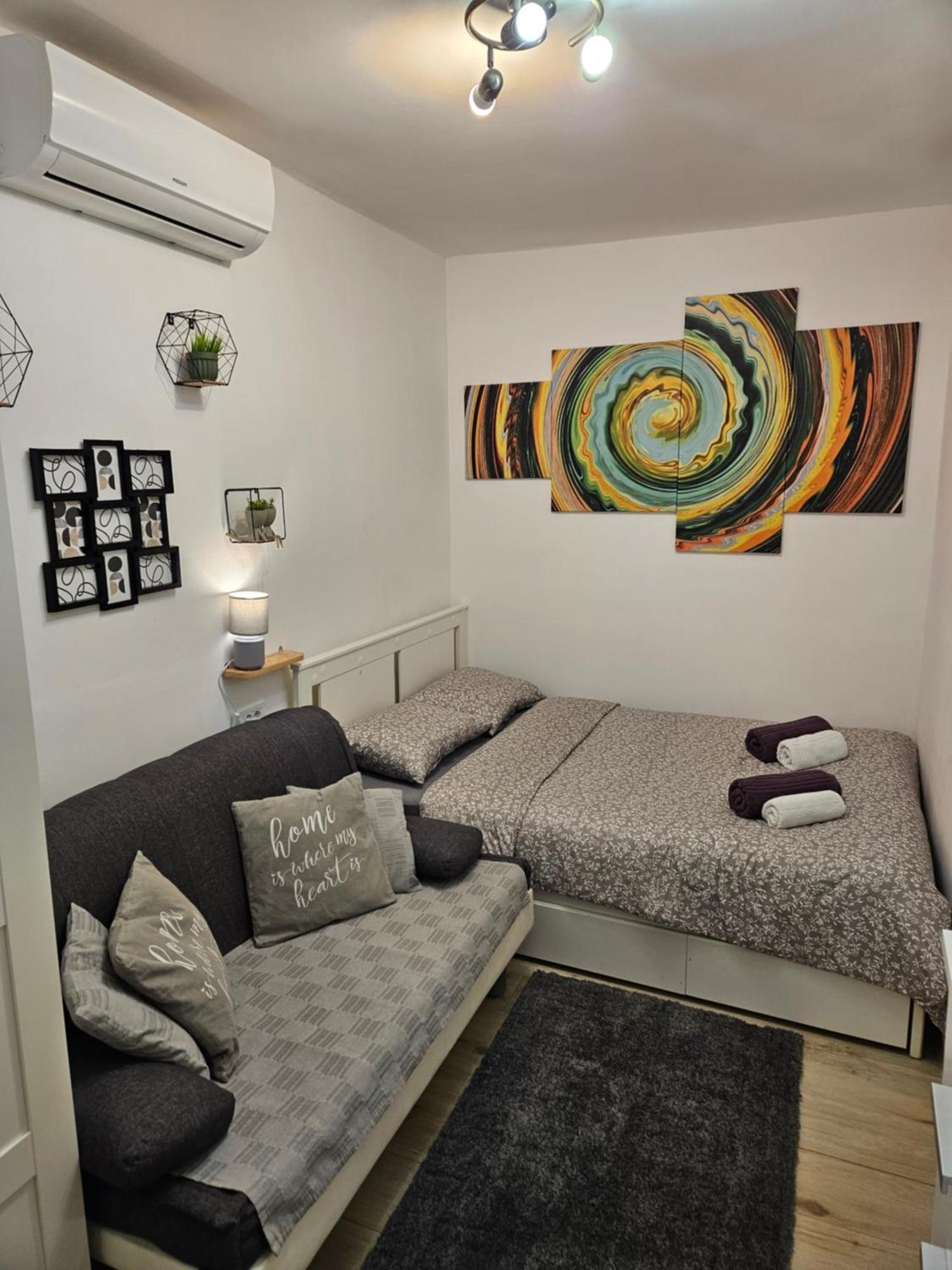 Apartment Maja - Strict Center Of Zagreb Exteriör bild
